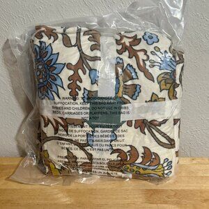 Vera Bradley Oversized Throw in Marrekesh Vines Neutral NWT 94" x 66"